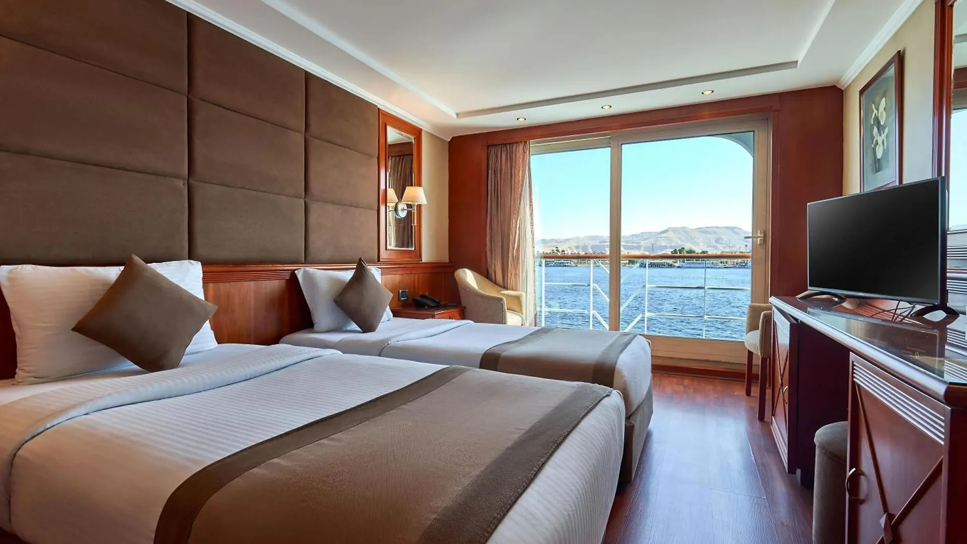 Nile Cruise Royal Queen I Every Saturday From Luxor 4 Nights, And Every Wednesday From Aswan 3 Nights Botel