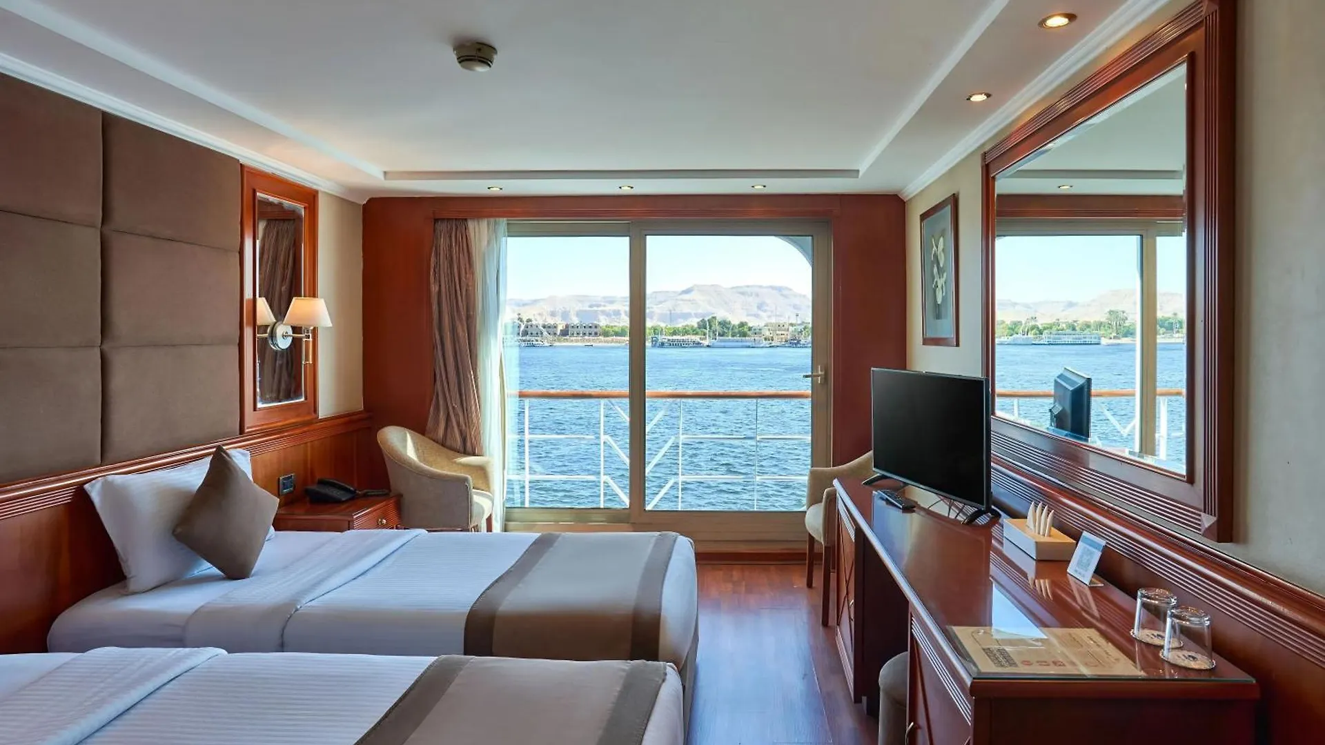 Nile Cruise Royal Queen I Every Saturday From Luxor 4 Nights, And Every Wednesday From Aswan 3 Nights Botel