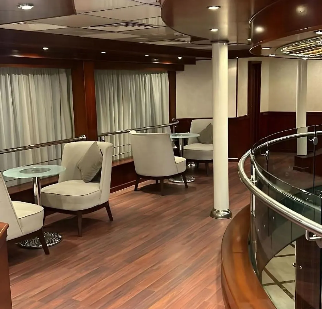 Nile Cruise Royal Queen I Every Saturday From Luxor 4 Nights, And Every Wednesday From Aswan 3 Nights Botel